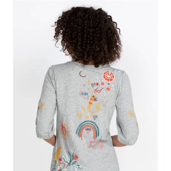 Johnny Was Ruth Puff Sleeve Embroidered Tee, size XL - Picture 3 of 4